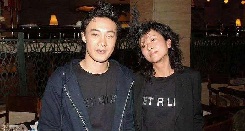 竟然还没离婚!?情敌竟然变好友,她对老公不离不弃活该被偏爱纵容?(组图) - 16