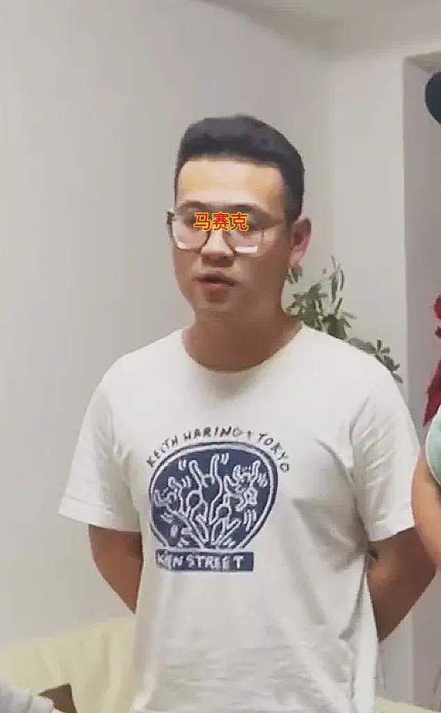 浙江交通局职工7天内接连与两女子结婚,照片流出,大量内幕被扒(组图) - 3