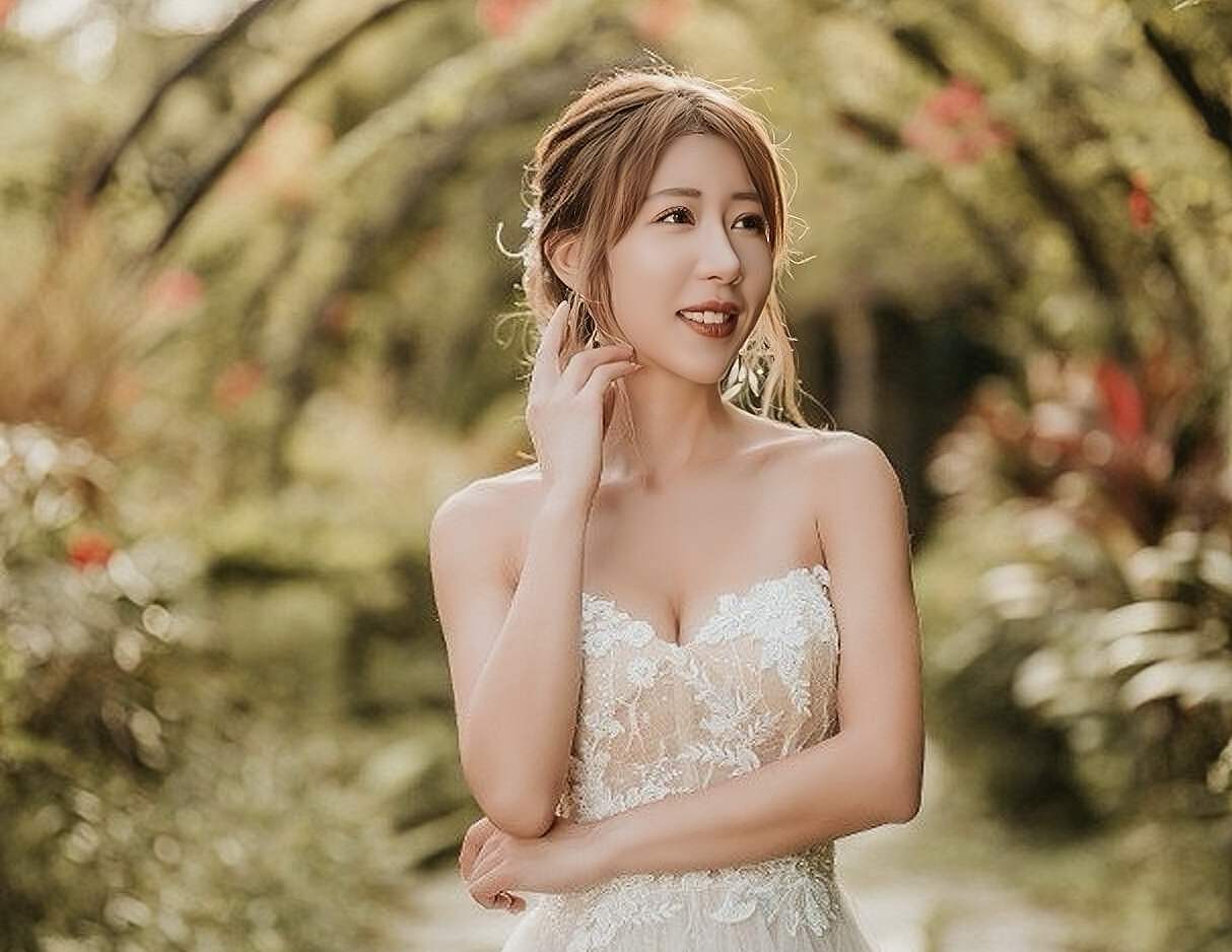 恭喜！34岁TVB前女星晒婚纱照宣布结婚，前凸后翘魔鬼身材引热议（组图） - 9