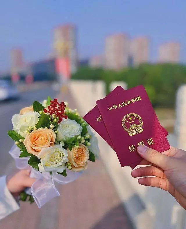 交通局职工相隔1周先后与两女生举办婚礼，知情者讲述深层内幕（组图） - 7