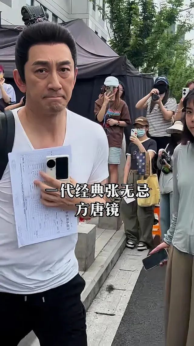 吴启华内地拍剧被指显老态 粉丝直击真实状态，自曝曾被迫拍片黑历史（组图） - 4