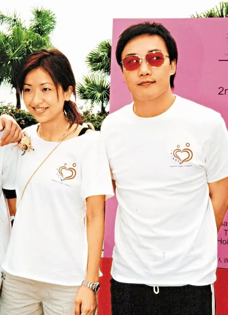 陈奕迅20岁爱女已落实签约华纳，正式出道，父母曾不想女儿入行（组图） - 1