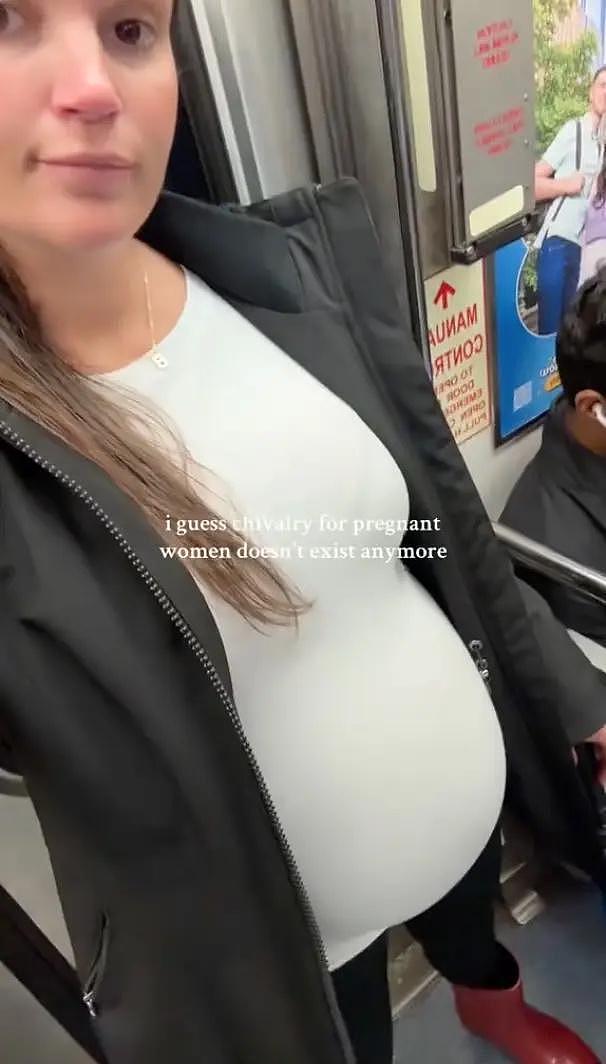 澳洲孕妇地铁拍视频抱怨无人让座，网友激辩现代社会礼仪存废（组图） - 3