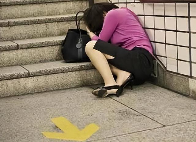 世界上最神秘的小镇,睡美人小镇,人们可以一觉睡几天!(组图) - 1