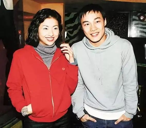 竟然还没离婚!?情敌竟然变好友,她对老公不离不弃活该被偏爱纵容?(组图) - 9