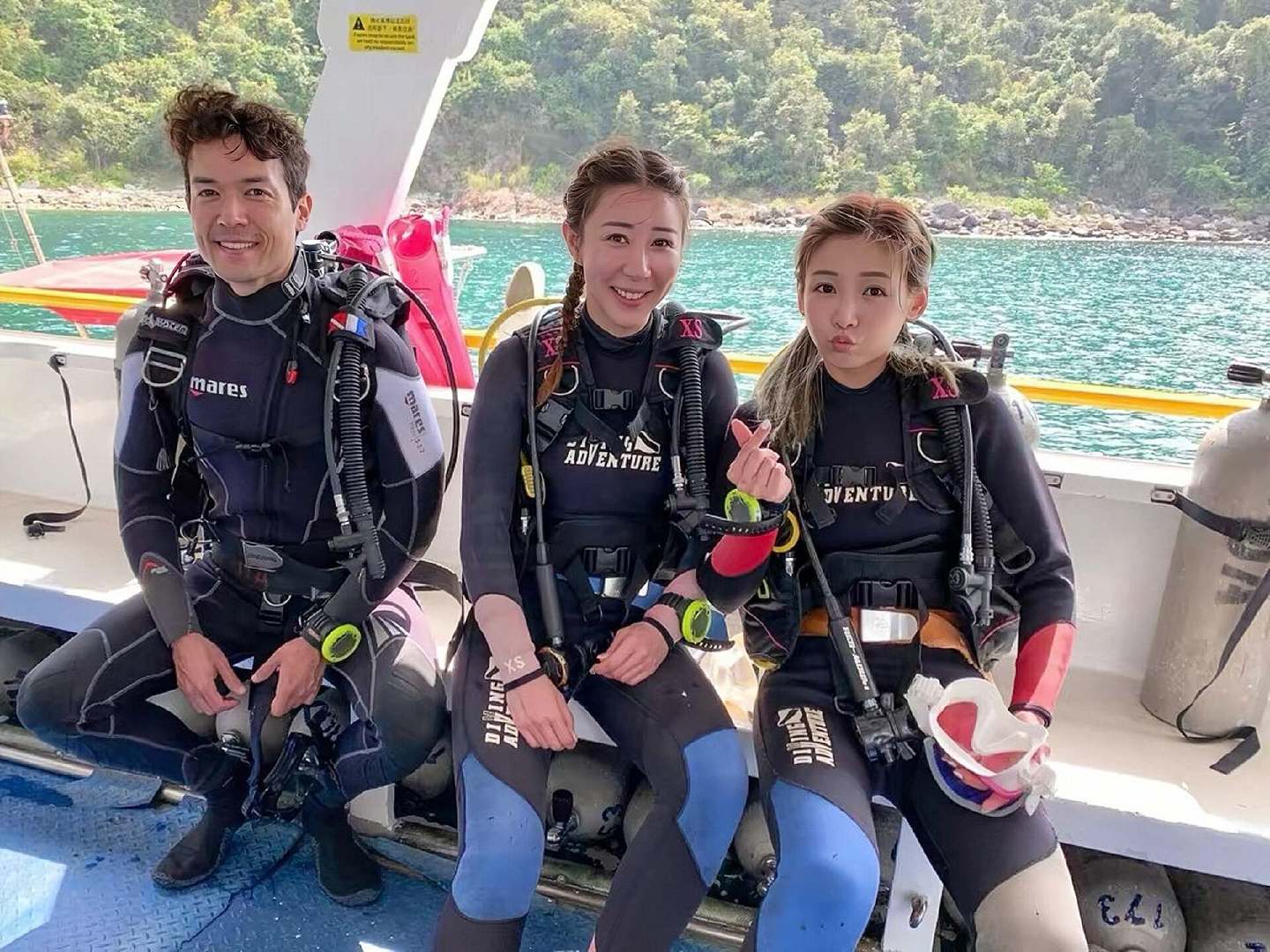 恭喜！34岁TVB前女星晒婚纱照宣布结婚，前凸后翘魔鬼身材引热议（组图） - 10