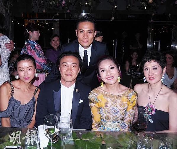 竟然还没离婚!?情敌竟然变好友,她对老公不离不弃活该被偏爱纵容?(组图) - 30