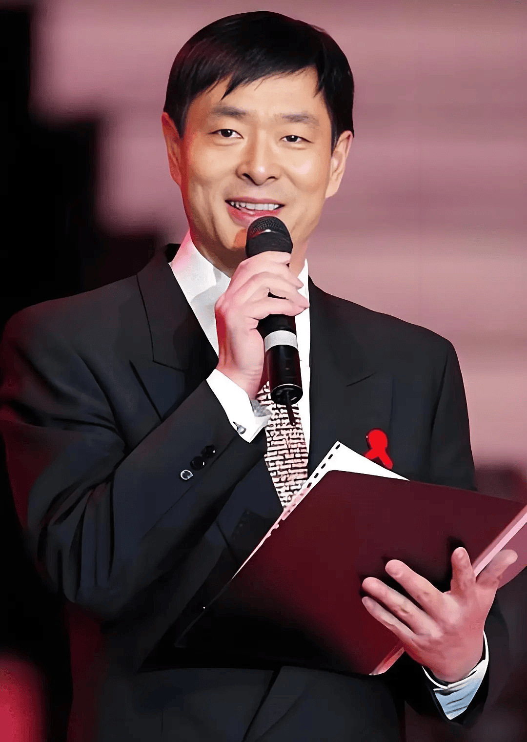 72岁濮存昕：帅哥变成“胖大爷”，将女婿当儿子（组图） - 7