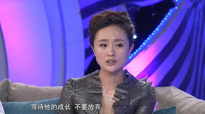 从校服到婚纱，相爱32年0绯闻，有一种爱情叫辛柏青朱媛媛（组图） - 11