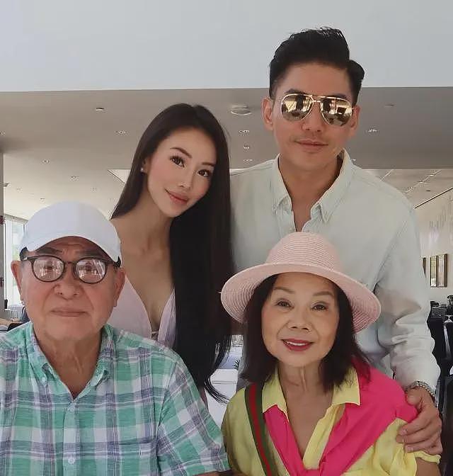 孔子第76代孙在美国结婚，妻子厚唇大眼是大马名媛，两人网上认识（组图） - 17