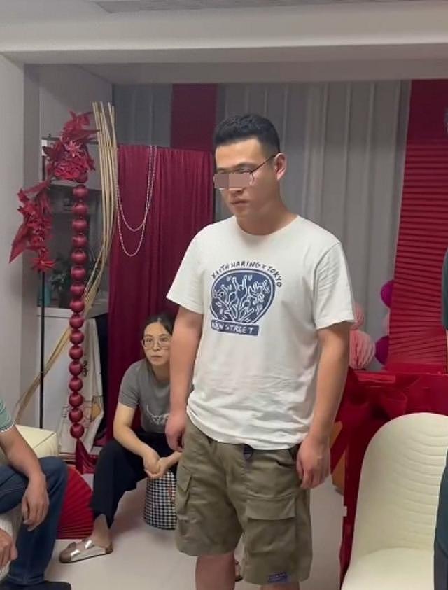 男子娶2位妻子后续：新娘颜值极高，都不知对方存在，男子身份被扒（组图） - 1