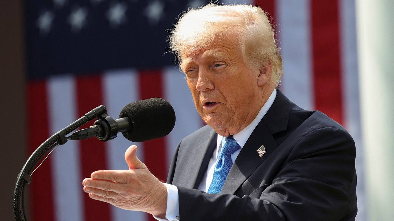 美国12州以超越总统权限为由，提请贸易法院暂停特朗普关税（组图） - 1