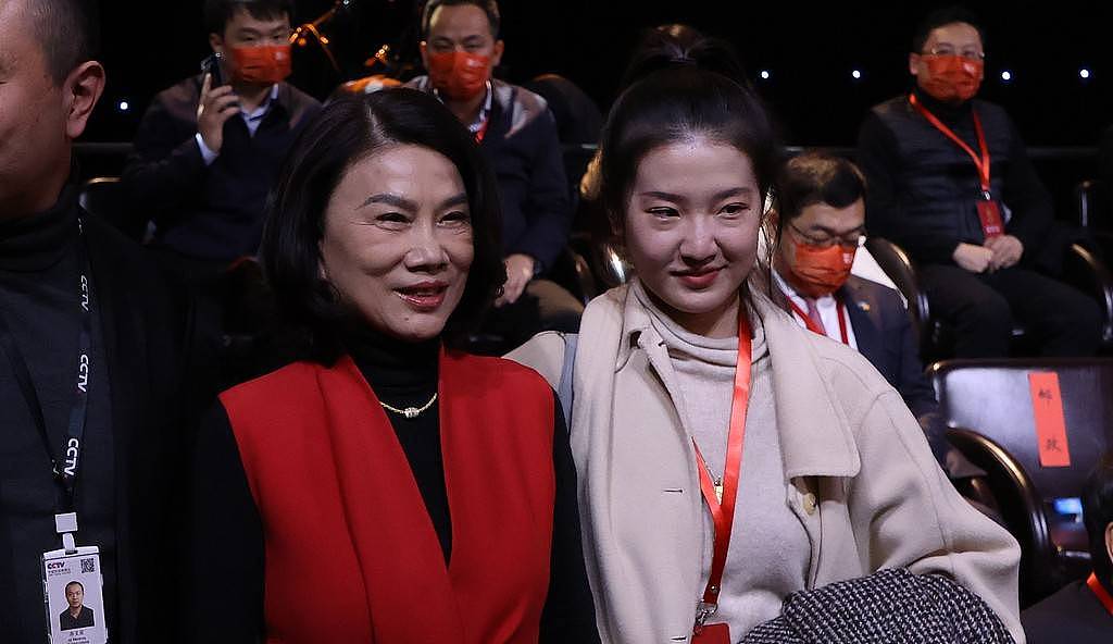 董明珠孟羽童合体直播卖货，不算什么佳话 ...（组图） - 2