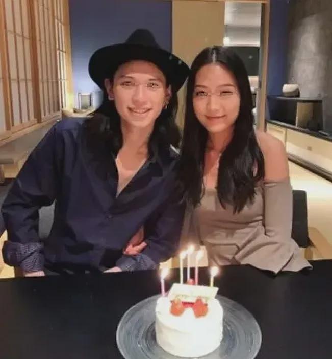 老公死在枕边？！绯闻缠身豪门独宠30年，丧夫四年守巨额遗产，不惧流言成最美豪门奶奶？（组图） - 24