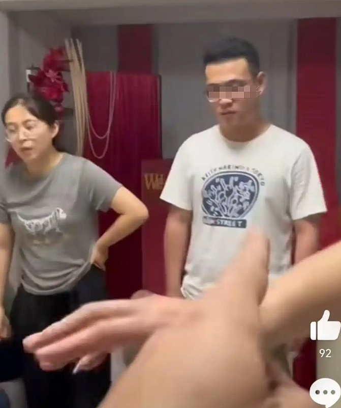 浙江男子月薪3000一夫二妻住一套婚房，全家瞒着演戏，他不止是胆子大...（组图） - 6
