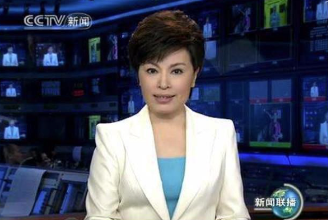 央视主播口误将“祖国“喊成“两国”，前辈：就地死亡（组图） - 2