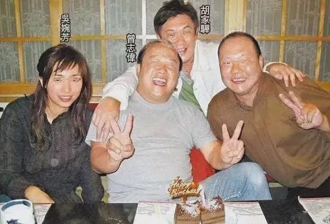 老公死在枕边？！绯闻缠身豪门独宠30年，丧夫四年守巨额遗产，不惧流言成最美豪门奶奶？（组图） - 16
