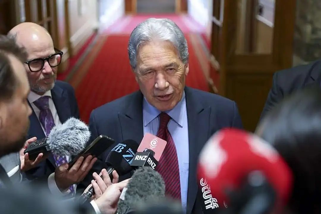今日发布2025预算案,关系每个人的钱包与未来;竞争惨烈!求职者的真实经历曝光;1人一夜暴富1720万纽币(组图) - 6