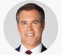 记者质问收受卡塔尔飞机,遭特朗普人身攻击:请你滚出去!(视频/组图) - 2