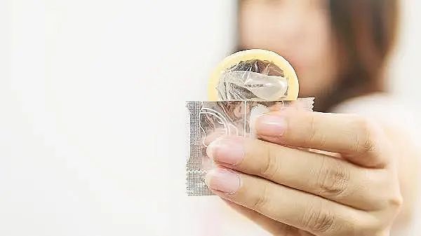 日本男子网上约P惨遭仙人跳，2名樱花妹喊保险套掉了骗走90万！（组图） - 6
