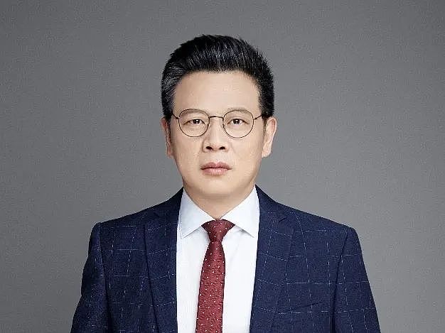 江浙沪传奇男人,掏走小学生100亿(组图) - 2