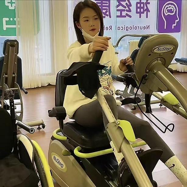 女网红高位截瘫8年迎新生，却嫁给“伪富豪”，生下儿子惨遭抛弃（组图） - 7