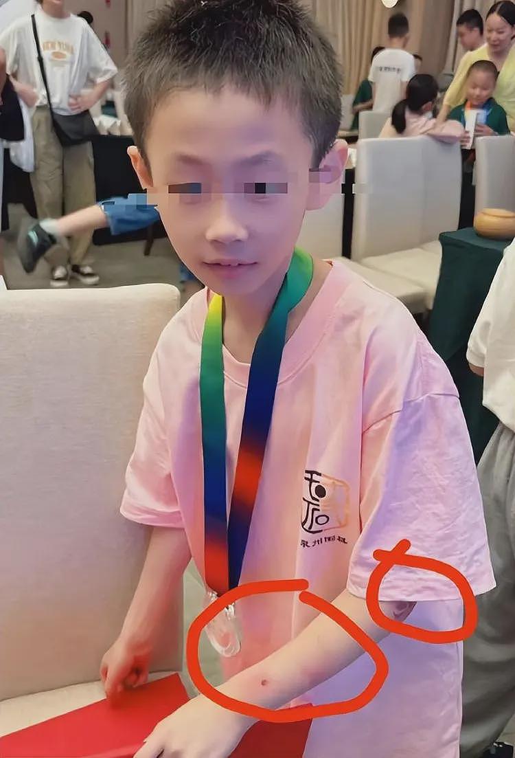 9岁围棋天才跳楼后续，父亲已清空账号，知情人：施暴时谁劝打谁（组图） - 1