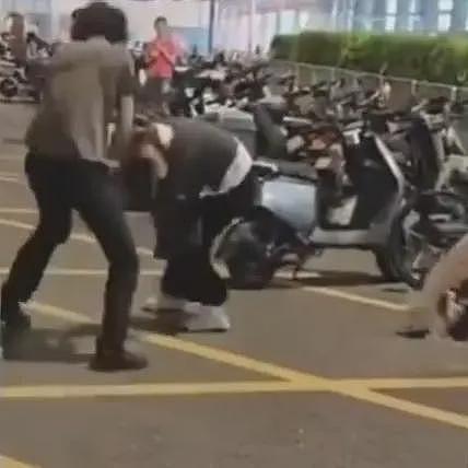 深圳摩的司机暴打女乘客后续:身份被扒,是惯犯,被曝患精神分裂(组图) - 10
