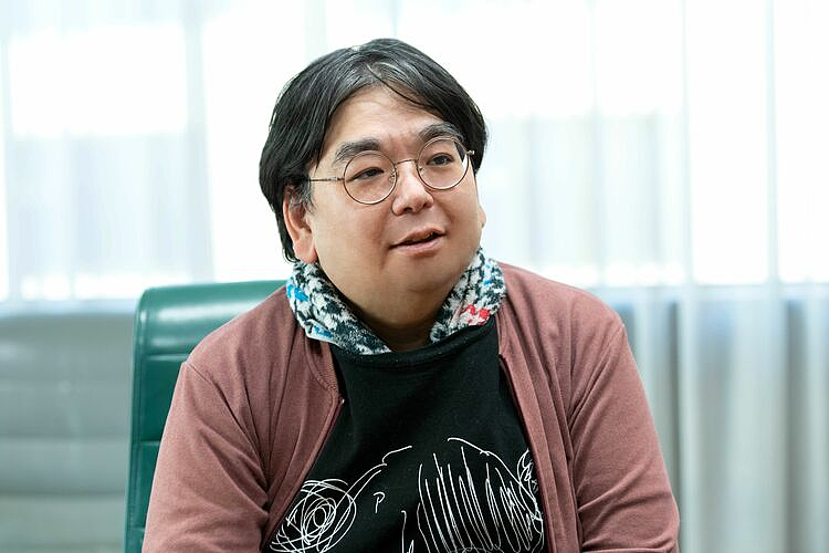 日本性感宅男女神和50岁网友大叔同居！声称只为搞事业合作拍内容，粉丝：我不信…（组图） - 14