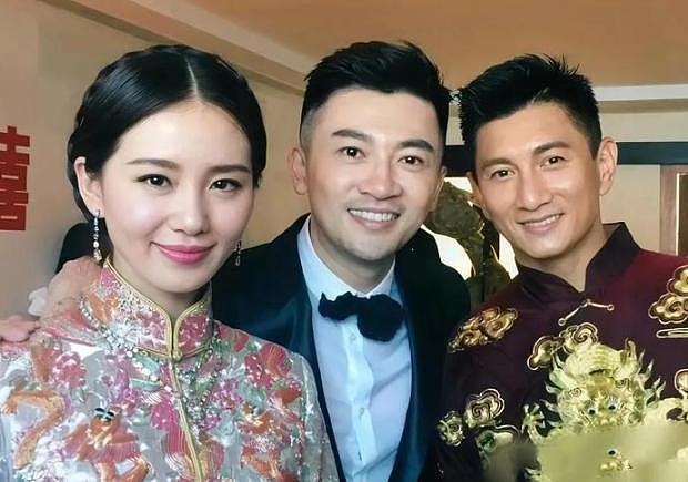 离婚传闻甚嚣尘上,“一言不发”的刘诗诗,终不再顾忌所谓的体面(组图) - 38
