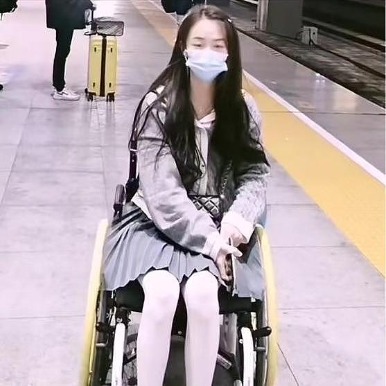 女网红高位截瘫8年迎新生，却嫁给“伪富豪”，生下儿子惨遭抛弃（组图） - 3