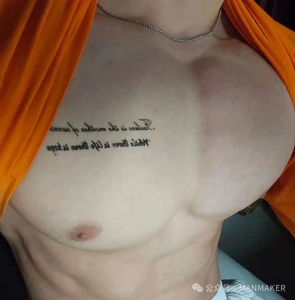 【帅哥】哲硕在读肌肉男,晒身材照尺度太大,被平台警告(组图) - 13