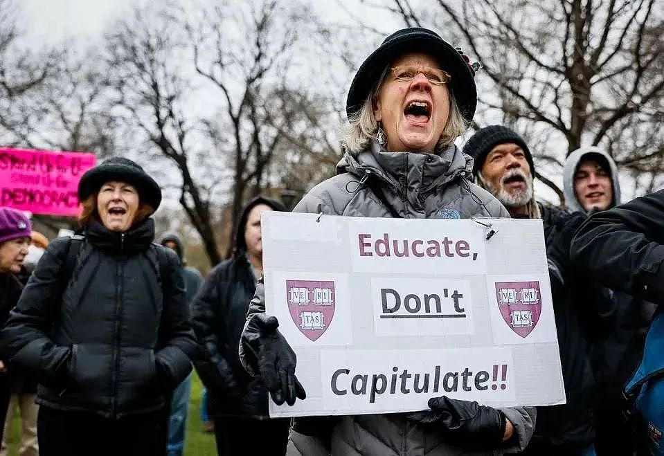 特朗普禁止哈佛招收国际生！不转学就遣返，留学生天塌了……（组图） - 6