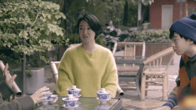 嫁转世活佛11年!为博闺蜜一笑跳楼、恋上二婚僧人不敢承认、未婚先孕无奈领证一年只见5回?(组图) - 21