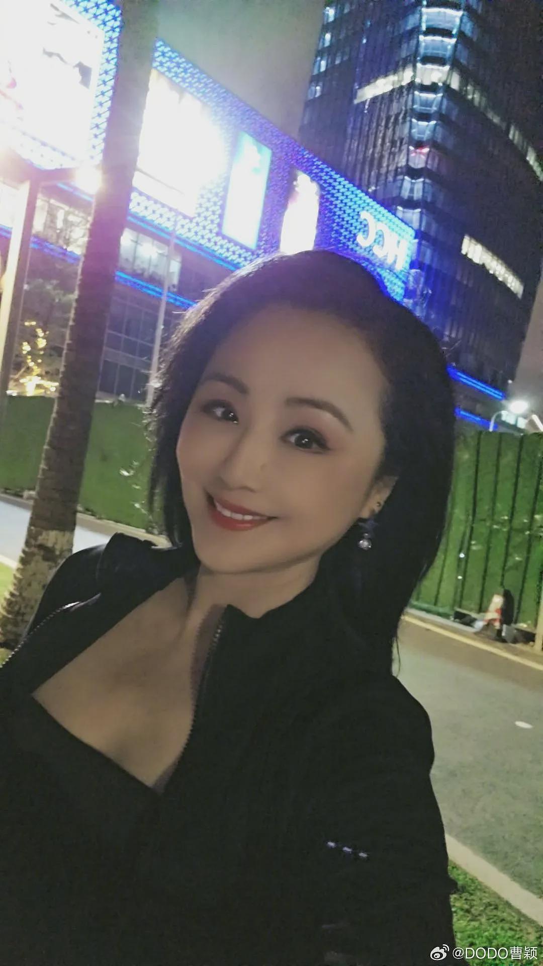 曹颖自曝曾患胃癌，术后8天带着引流管直播带货，这姐太拼了（组图） - 11