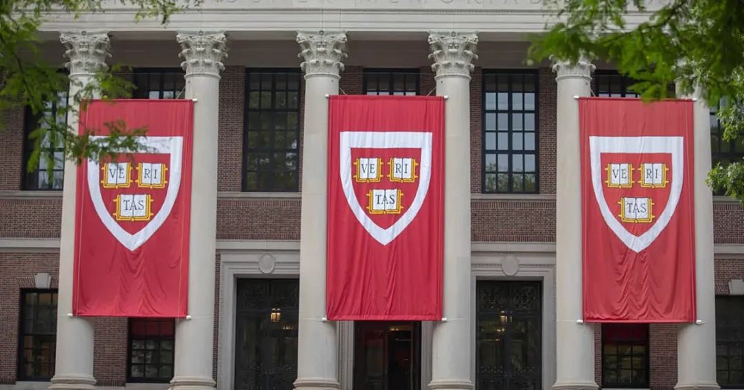 留子的命也是命!特朗普禁止哈佛大学招收国际生,在校生必须转学(组图) - 5