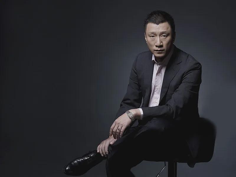 孙红雷回忆《极限挑战》偷张艺兴金条，称其干净的像白水：礼貌不是装的（组图） - 5