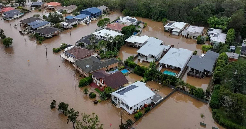 澳洲东部致命洪患！3天降半年雨量，5万人受困3人死亡（图） - 1