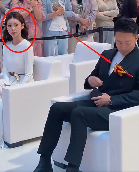 婚后首次露面，马筱梅穿5万裙子参加剪彩，汪小菲全程黑脸零互动（组图） - 8