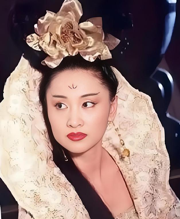 被黑道殴打到“子宫脱落”?“香港第一情妇”的瓜(组图) - 17
