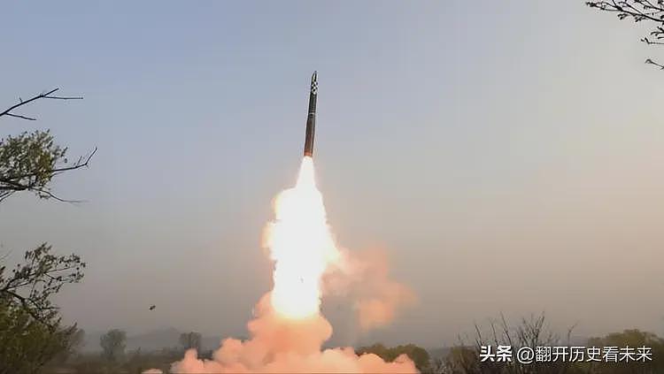 为什么说朝鲜的军工该踩住刹车了！这背后不仅仅是驱逐舰的事儿（组图） - 6