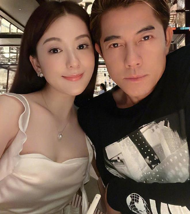 二女儿给郭富城扎巨型蝴蝶结，方媛怀三胎的消息再次坐实（组图） - 8