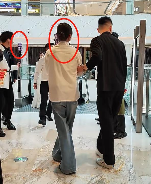 婚后首次露面，马筱梅穿5万裙子参加剪彩，汪小菲全程黑脸零互动（组图） - 7