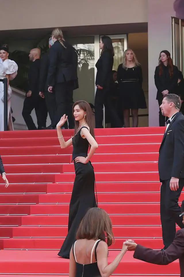一场戛纳盛宴,“勒白双乳”的林志玲,暴露了远嫁日本的“苦楚”(组图) - 7