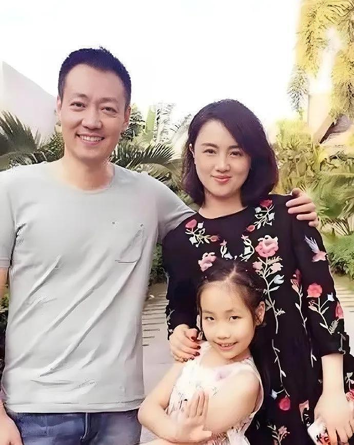 结婚几十年,没绯闻不炒作,娱乐圈的神仙爱情不止朱媛媛辛柏青(组图) - 6