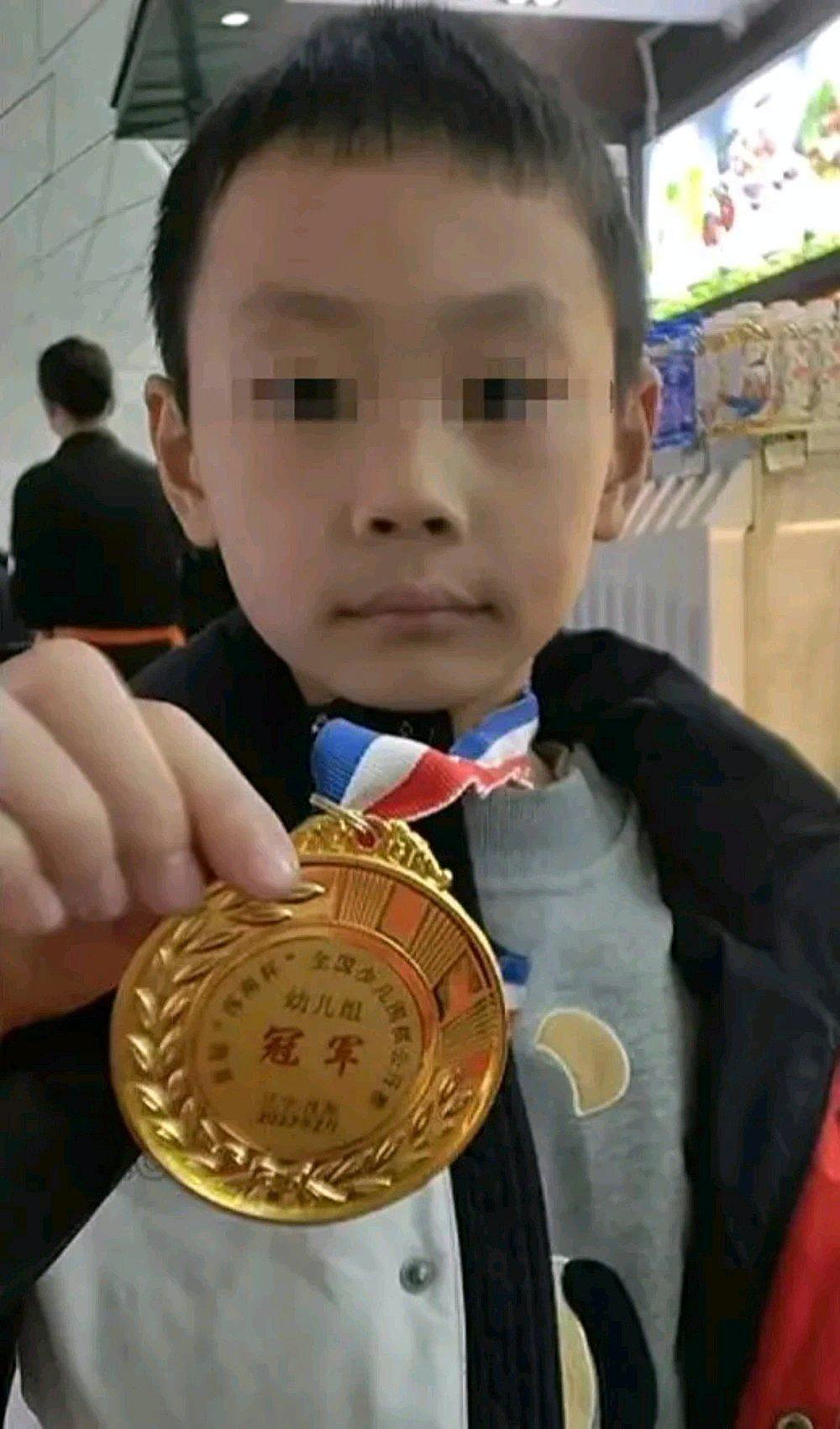 福建9岁围棋天才之死,他爸爸的朋友圈说明了一切(组图) - 2