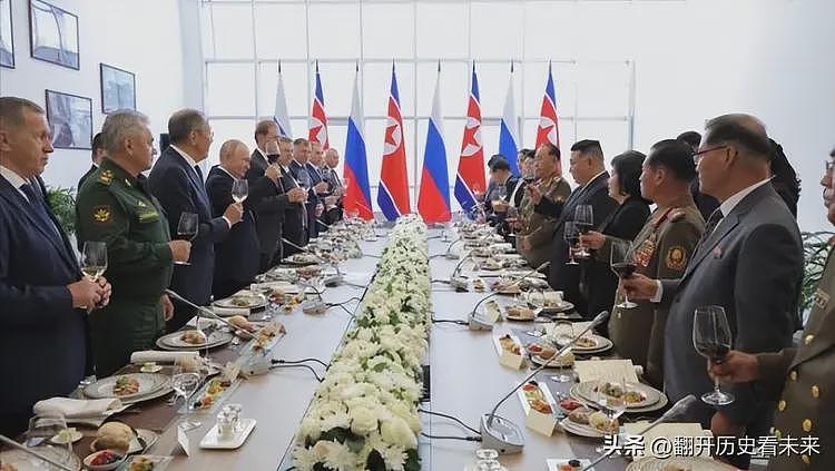 为什么说朝鲜的军工该踩住刹车了！这背后不仅仅是驱逐舰的事儿（组图） - 11