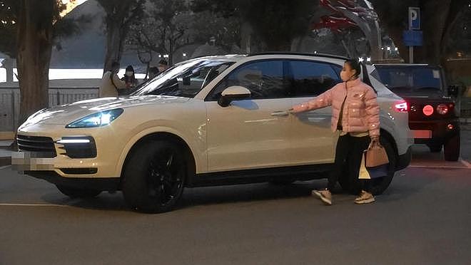 二女儿给郭富城扎巨型蝴蝶结，方媛怀三胎的消息再次坐实（组图） - 10