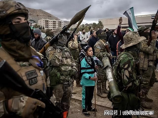俄军警卫被打死，两大基地被围困：叙利亚警告俄军30天不撤就总攻（组图） - 6