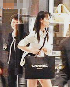 出席活动后一夜失踪？在TVB演15年边缘配角，为博出位狂整容演三级片，无预兆消失整整11年无踪迹？（组图） - 35